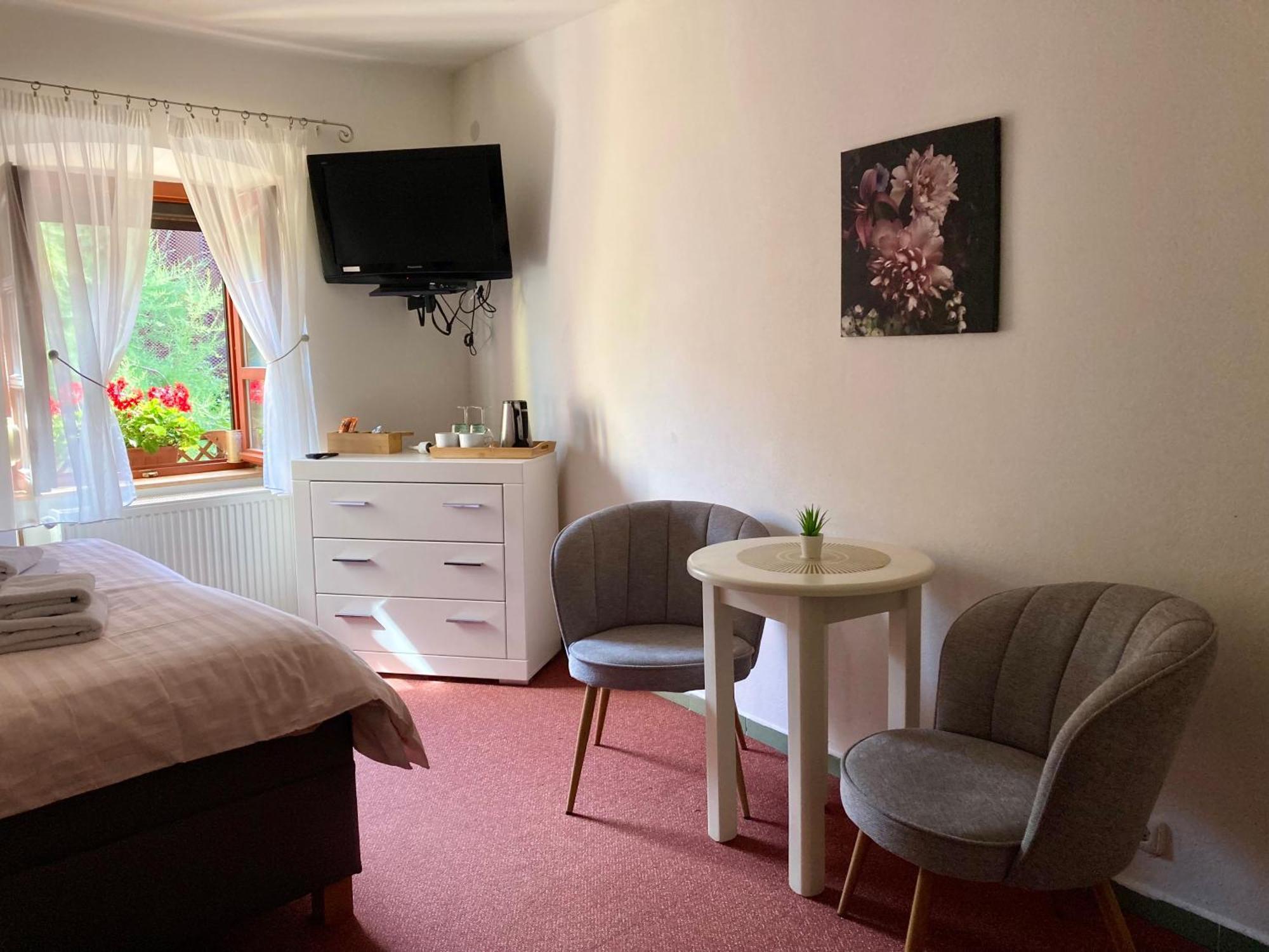 Guesthouse Mikulas Mikulov - Free Parking In The City Center Екстер'єр фото